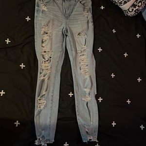 American eagle jeans size 6 lightly used only had a couple months